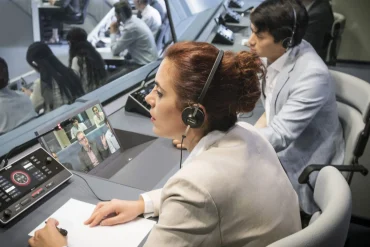 Home 42 Servicios de interpretacion simultanea y consecutiva con cabinas y equipamiento en Buenos Aires